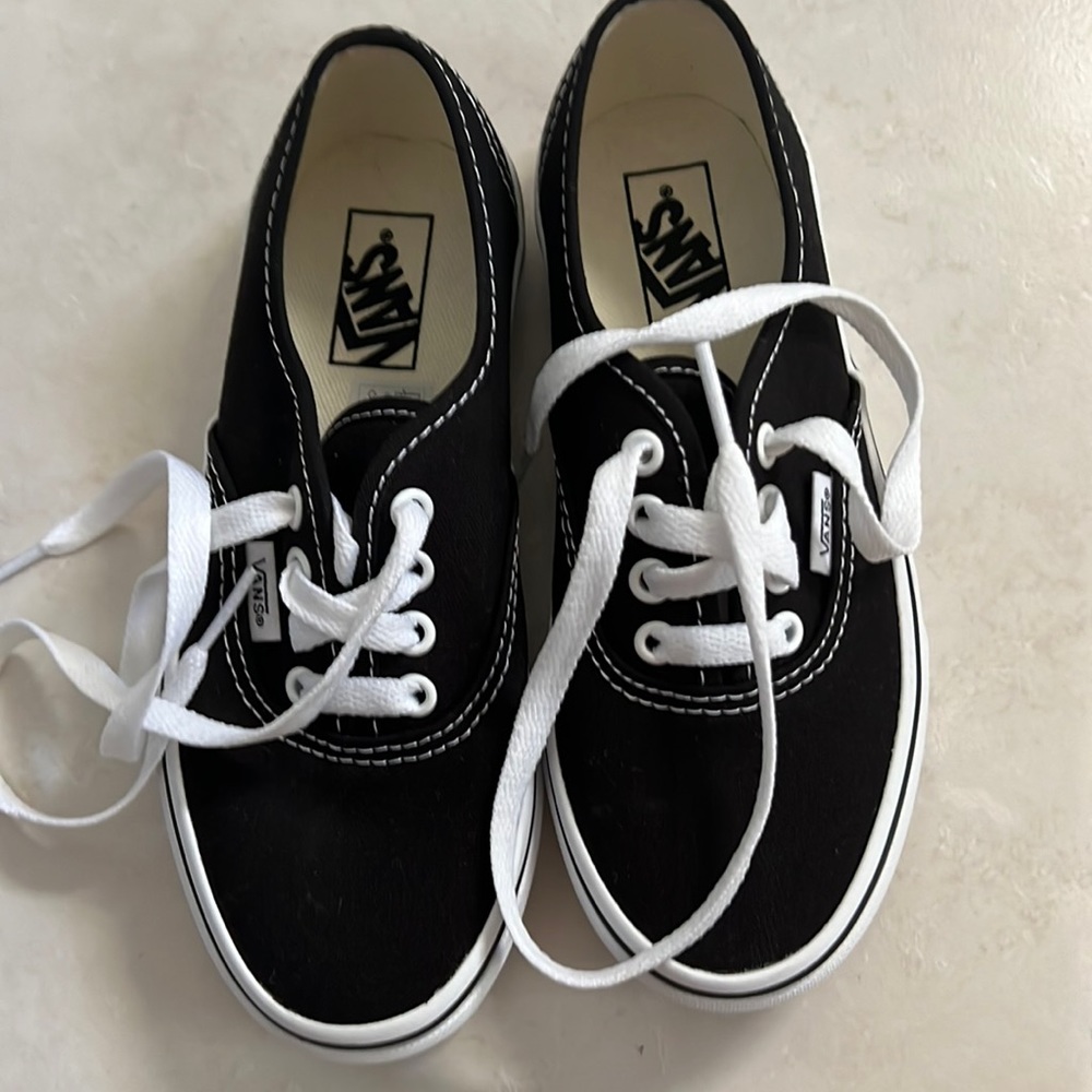 Black vans- NEW